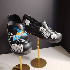 Sanita Tooth Fairy Danish Professional Clogs Women's Size 39/8.5